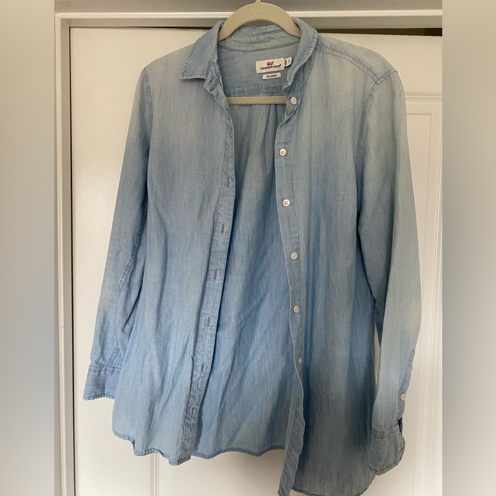 Vineyard Vines Light Blue Relaxed Chambray Shirt